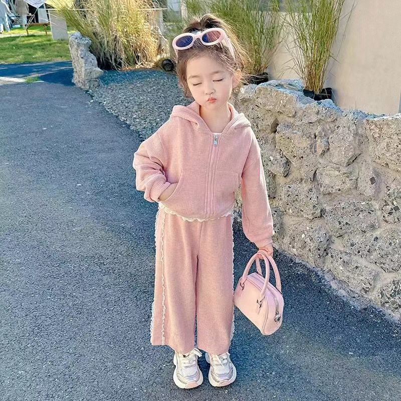 Running Gear Kids - طقم ربيع وخريف للفتيات 2025، تصميم